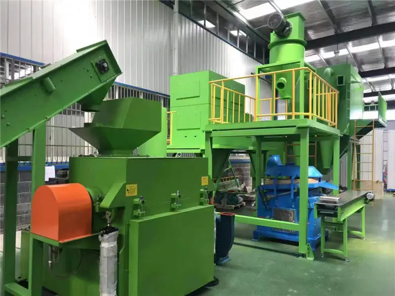 Waste circuit board crushing recycling production line06oto