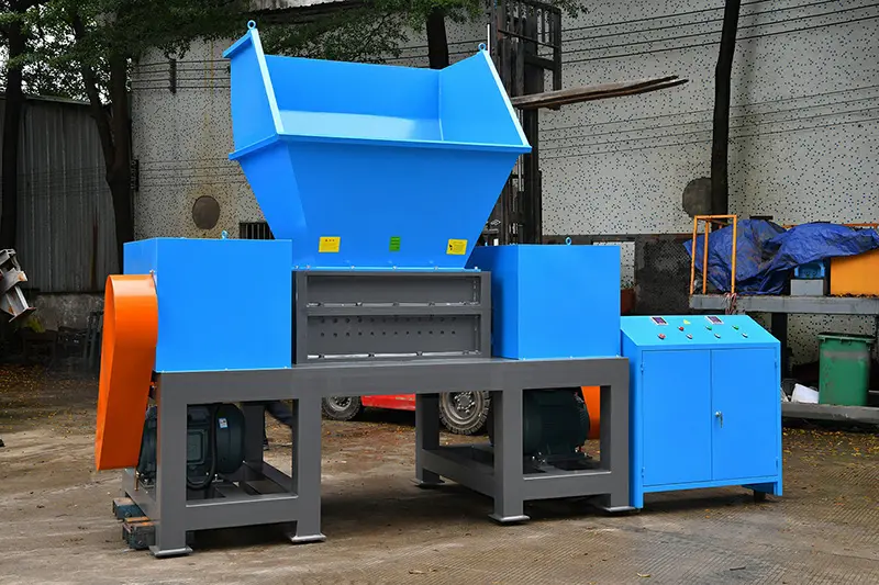 This Is How the Two-Shaft Shredder Used to Work